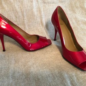 Stuart Weitzman- Candy Apple Red Heels- 10 🍎🔥👠